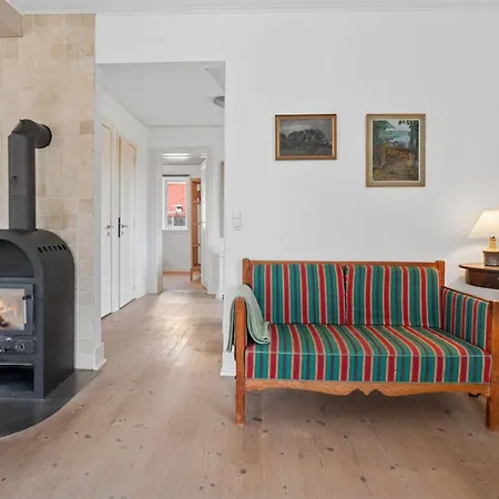 Taja - 170m From The Sea By Interhome *