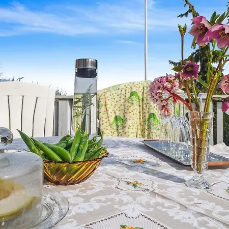Taja - 170m From The Sea By Interhome *